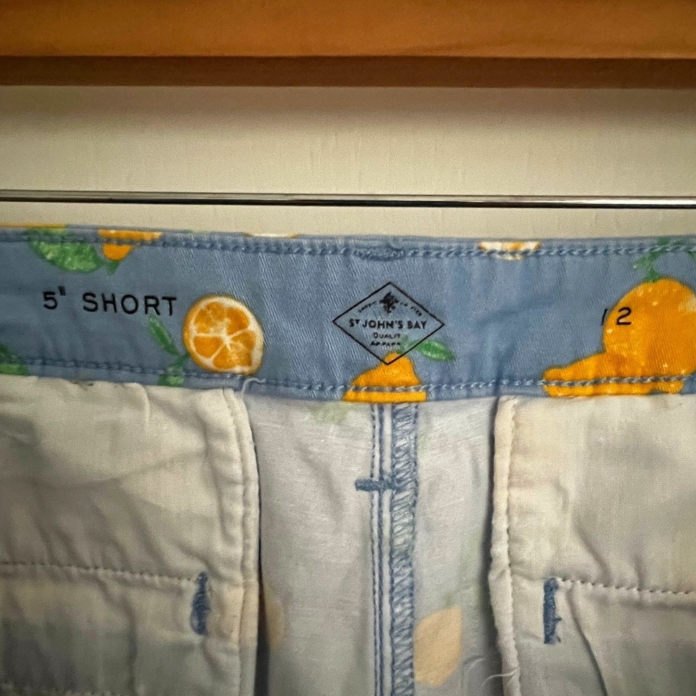 Lemon Citrus Print Chino Shorts Blue Yellow Preppy Coastal Summer St John's Bay - Picture 4 of 7